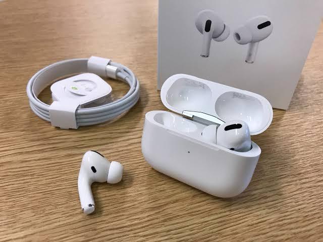 Airpods Pro ANC (Active Noise Cancellation)